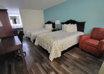 Greeneville Inn and Suites hotel thumbnail 7