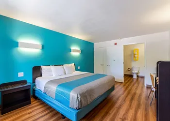 Motel 6 Georgetown, TX hotel thumbnail 7