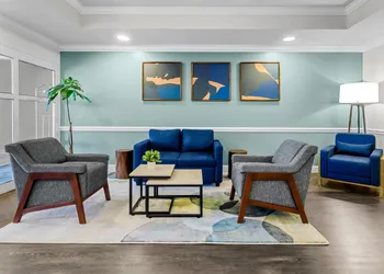 MainStay Suites Roanoke Airport hotel thumbnail 3