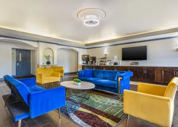 Comfort Inn Federal Way - Seattle hotel thumbnail 5