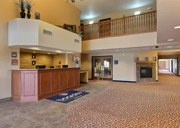 Boarders Inn & Suites by Cobblestone Hotels - Shawano hotel thumbnail 6