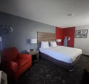 Ramada by Wyndham Cedar Rapids South hotel detail image 7