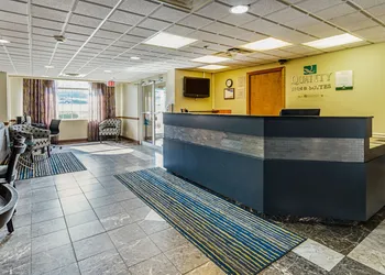 Quality Inn & Suites Bristol North hotel thumbnail 2