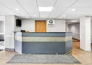 Quality Inn & Suites Bristol North hotel thumbnail 5