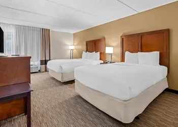 Comfort Inn & Suites Oxford South hotel thumbnail 8
