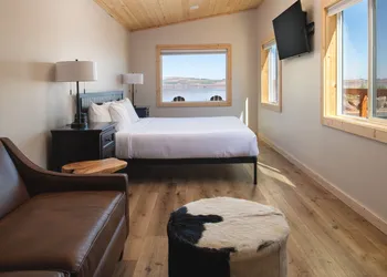 River Lodge and Cabins hotel thumbnail 6