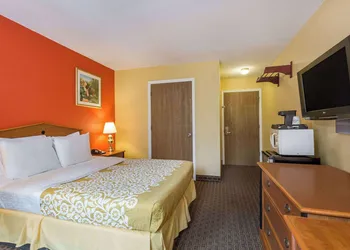Days Inn by Wyndham Chincoteague Island hotel thumbnail 5