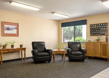 Travelodge by Wyndham Morrill hotel thumbnail 2
