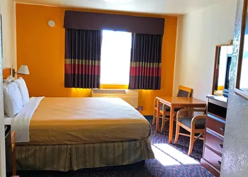 Americas Best Value Inn Dunnigan hotel thumbnail 6