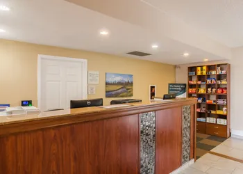 Alamo Inn & Suites hotel thumbnail 2