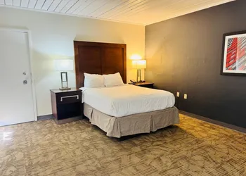 Alamo Inn & Suites hotel thumbnail 7