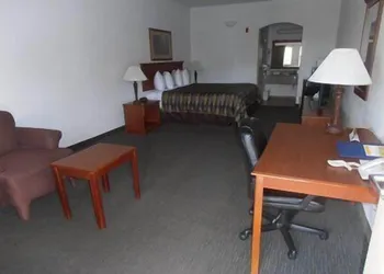 Quality Inn & Suites Rio Grande City hotel thumbnail 8