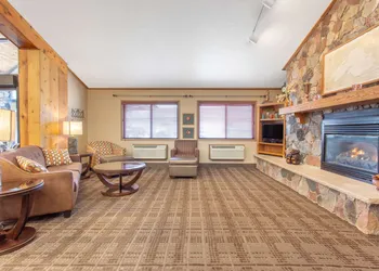 AmericInn by Wyndham Calumet hotel thumbnail 3
