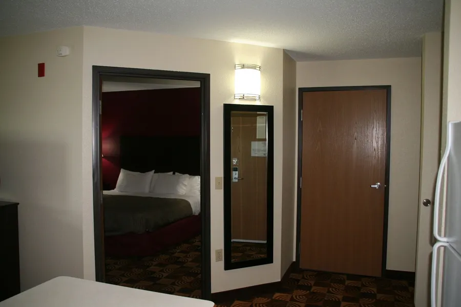 AmericInn by Wyndham Elkhorn Near Lake Geneva hotel detail image 6