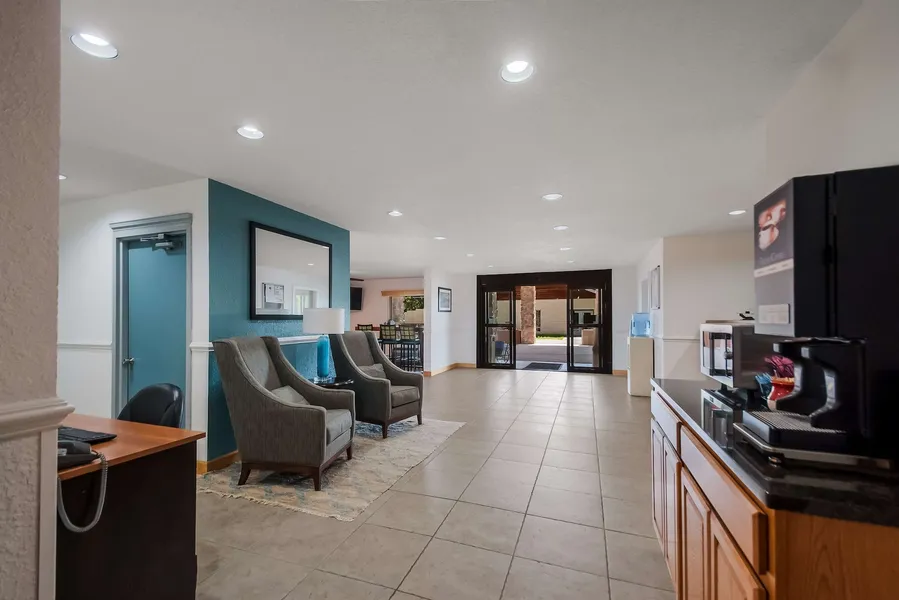 SureStay Plus Hotel by Best Western Berkeley Springs hotel detail image 2