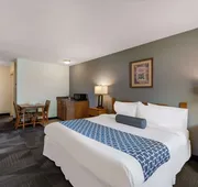 SureStay Plus Hotel by Best Western Berkeley Springs hotel detail image 4