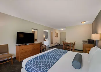SureStay Plus Hotel by Best Western Berkeley Springs hotel thumbnail 5