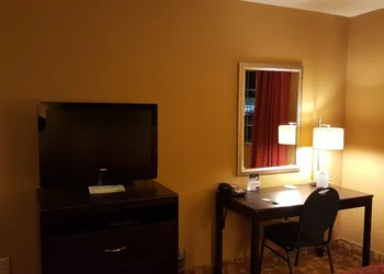 Days Inn by Wyndham Central City hotel thumbnail 7