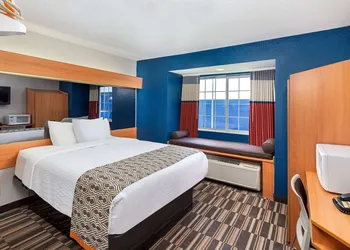 Microtel Inn & Suites by Wyndham Cordova Memphis I-40 East hotel thumbnail 3