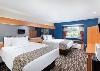 Microtel Inn & Suites by Wyndham Cordova Memphis I-40 East hotel thumbnail 6