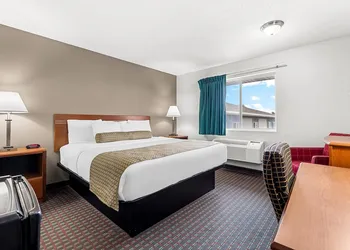 Rodeway Inn Rapid City North hotel thumbnail 4