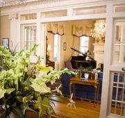 1842 Inn hotel detail image 4