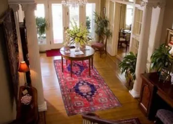 1842 Inn hotel thumbnail 8