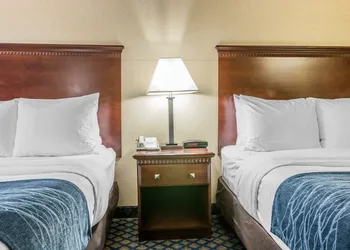 Quality Inn Grand Blanc - Flint South hotel thumbnail 4