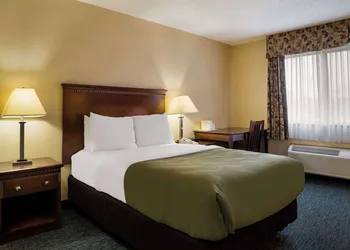 Quality Inn Grand Blanc - Flint South hotel thumbnail 8