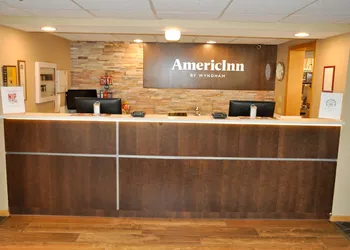 AmericInn by Wyndham Clear Lake hotel thumbnail 2