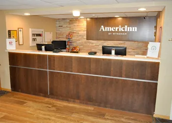 AmericInn by Wyndham Clear Lake hotel thumbnail 3