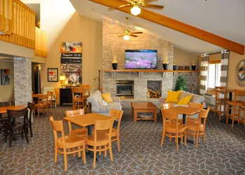 AmericInn by Wyndham Clear Lake hotel thumbnail 6