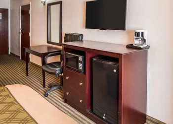 Econo Lodge Inn & Suites Natchitoches hotel thumbnail 6