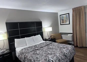 AmeriVu Inn hotel thumbnail 6