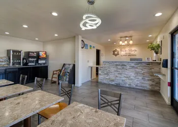 SureStay Hotel by Best Western Williams hotel thumbnail 3