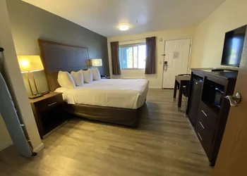 SureStay Hotel by Best Western Williams hotel thumbnail 6