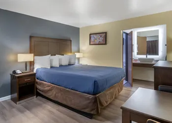 SureStay Hotel by Best Western Williams hotel thumbnail 8
