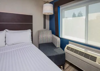 Holiday Inn Express Sunnyvale - Silicon Valley by IHG hotel thumbnail 4
