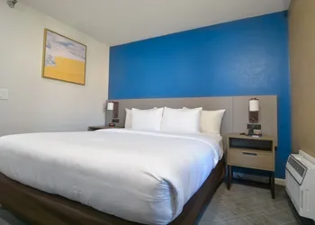 Comfort Inn & Suites Moreno Valley near March Air Reserve Base hotel thumbnail 2