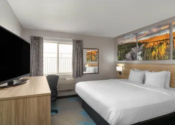 Days Inn by Wyndham Canon City hotel thumbnail 6