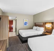Holiday Inn Express Suites Charleston by IHG hotel detail image 7