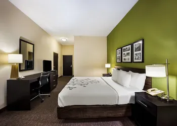 Sleep Inn & Suites Valdosta Mall Area hotel thumbnail 7