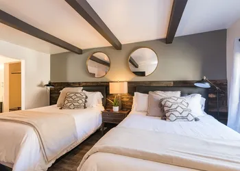 Shell Beach Inn hotel thumbnail 7