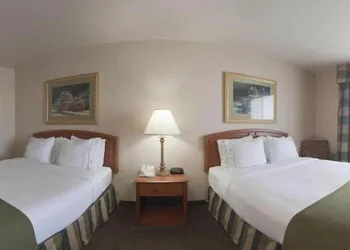 Holiday Inn Express Greensburg by IHG hotel thumbnail 6