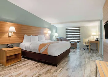 Quality Inn Fort Walton Beach - Destin West hotel thumbnail 6