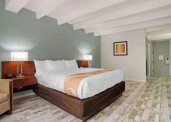 Quality Inn Fort Walton Beach - Destin West hotel thumbnail 7