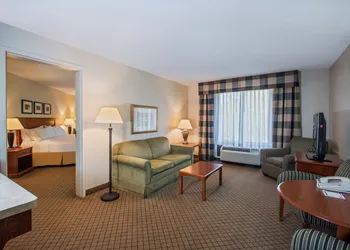 Holiday Inn Express & Suites Flowood by IHG hotel thumbnail 3