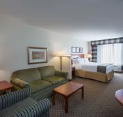Holiday Inn Express & Suites Flowood by IHG hotel detail image 4