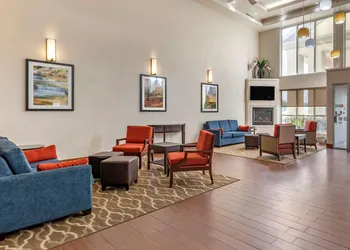 Comfort Suites Elkhart North hotel thumbnail 3