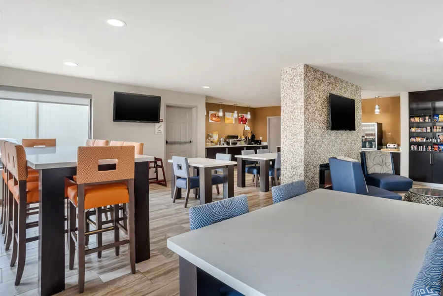 Quality Suites Baton Rouge East - Denham Springs hotel detail image 2